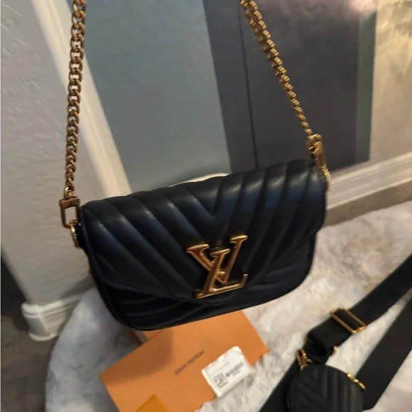 Louis Vuitton Black Quilted Crossbody Bag with Gold Accents - Picture 3 of 6